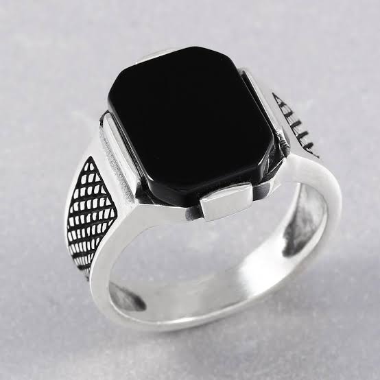 LUXURY TURKISH RING SPECIAL OFFER ( BUY 1 GET ONE FREE ) ایک کے ساتھ ایک فری Free Home Delivery